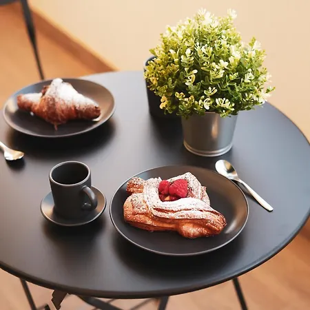 Delizioso Monolocale A ローマ